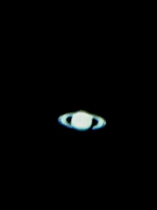 Saturn with smartphone